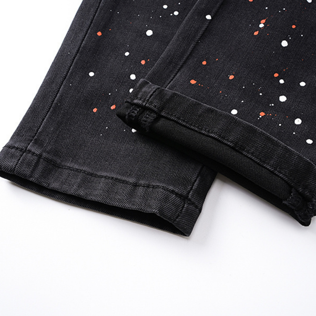 Amr Staggered Logo Jeans