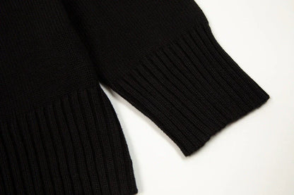 "Heart" Sweater Black (UNISEX)